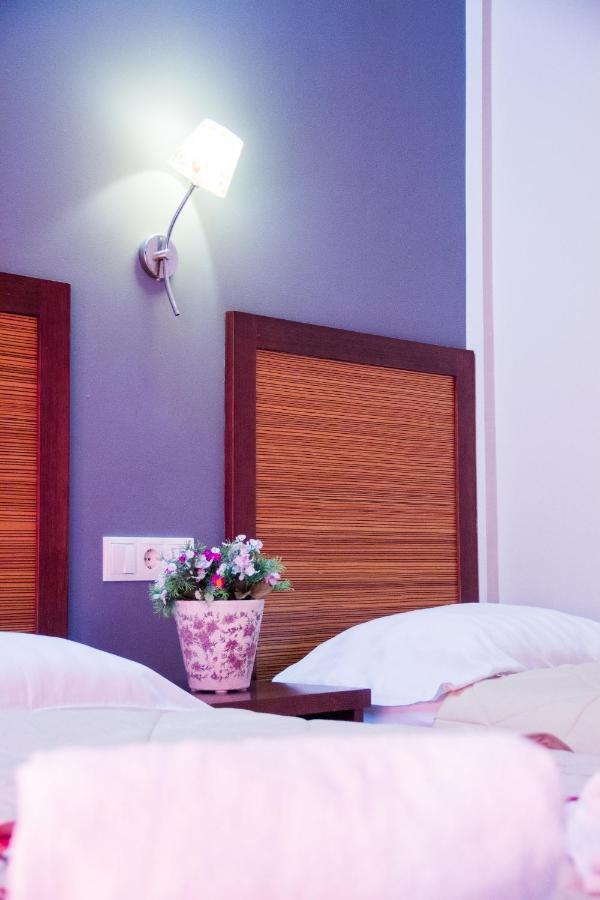 Hotel Rodon Paralía Екстериор снимка