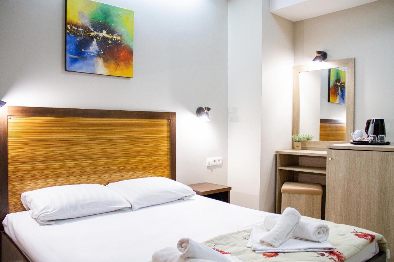 Hotel Rodon Paralía Екстериор снимка