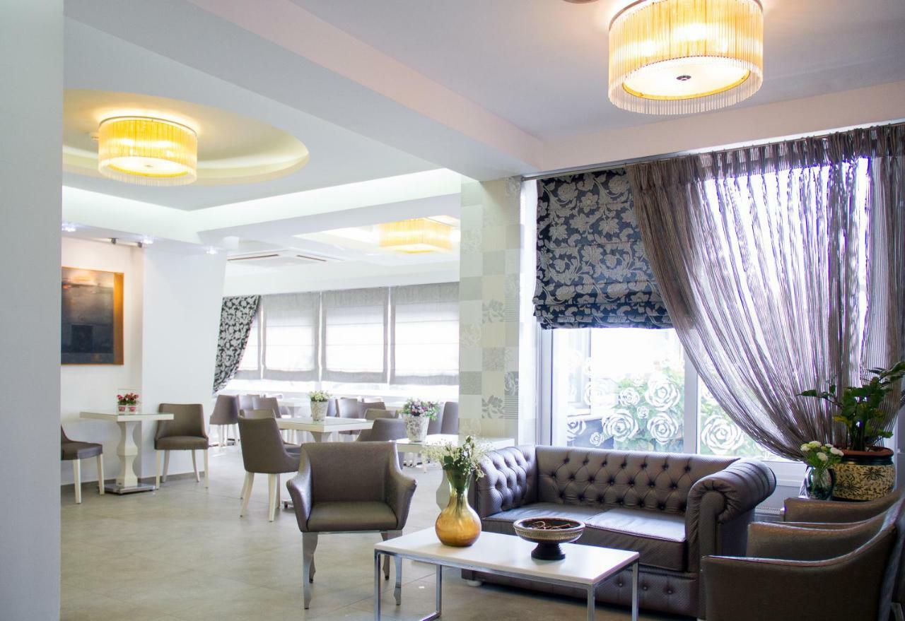 Hotel Rodon Paralía Екстериор снимка