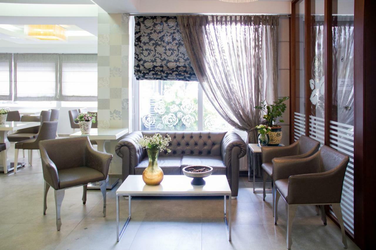 Hotel Rodon Paralía Екстериор снимка